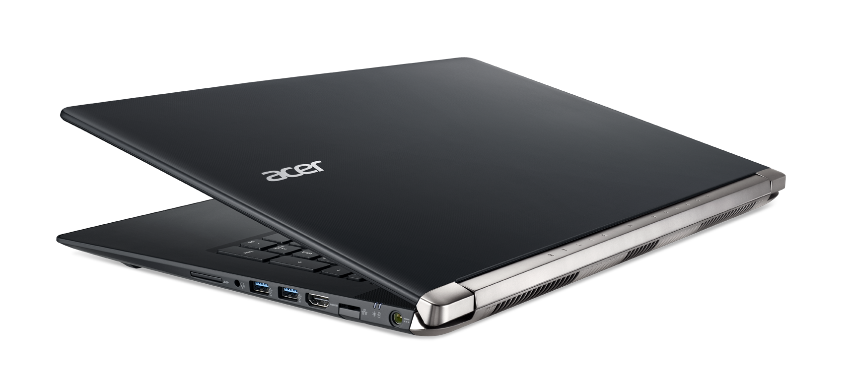 Aspire V Nitro laptop Black Edition halfback